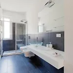 Guesthost - Navigli Modern With Balcony 公寓