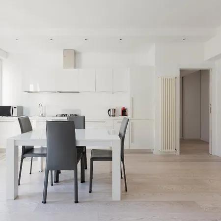 Lejlighed Guesthost - Navigli Modern With Balcony *