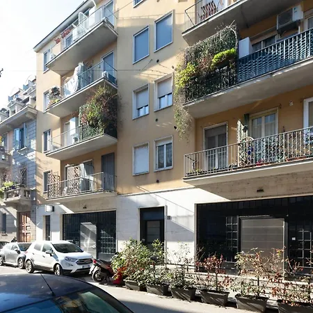 Guesthost - Navigli Modern With Balcony Lejlighed Milano