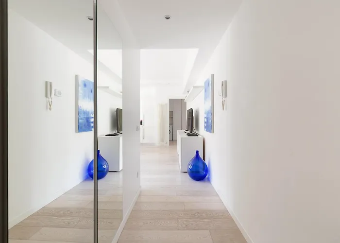 Lejlighed Guesthost - Navigli Modern With Balcony *